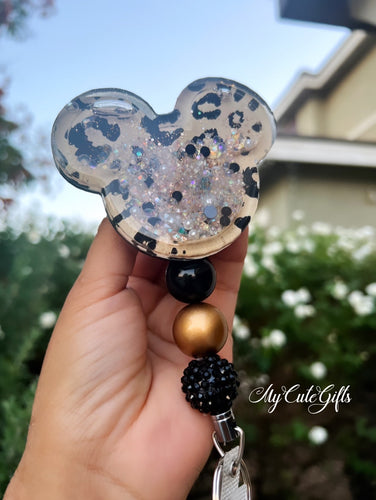 Badge reel