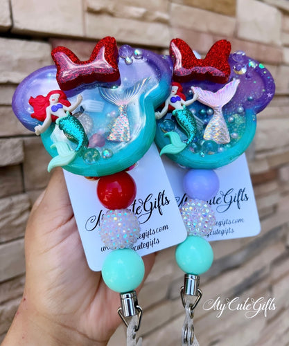Large badge reel