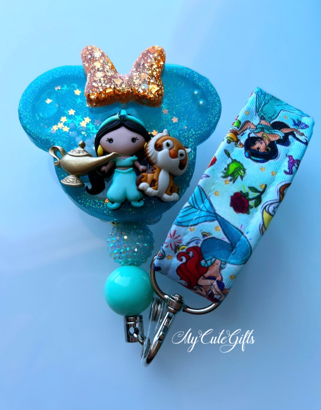 Large badge reel