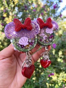 Mermaid shaker badge reel