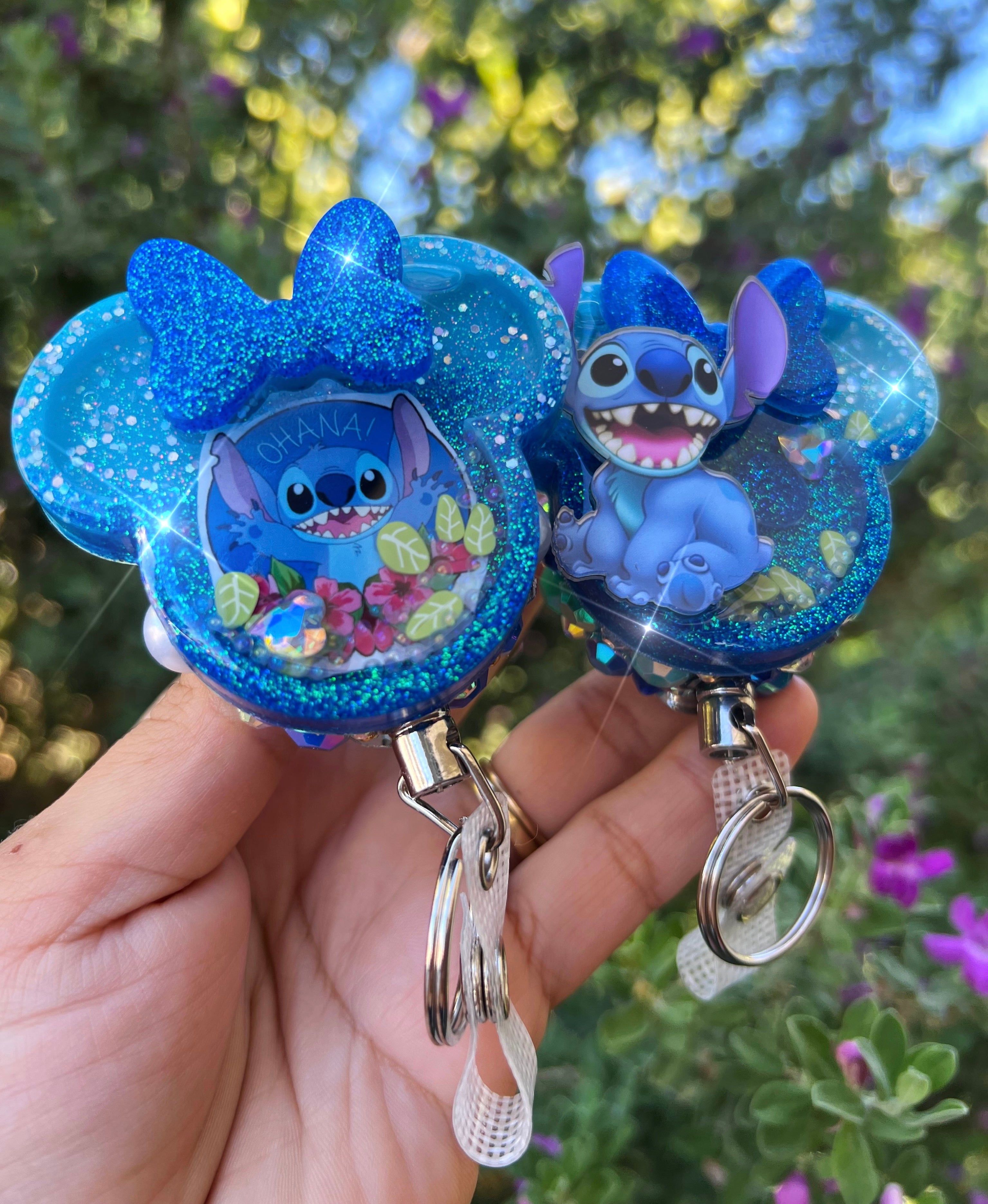Stitch badge reel – My Cute Gifts