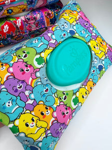 Wipe pouch