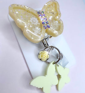 Badge reel